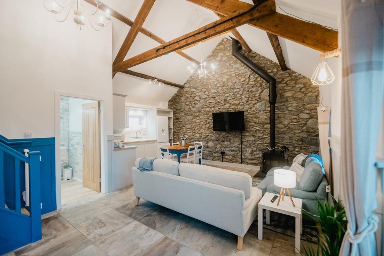 The Cow Shed At Pencraig Villa Holyhead Exterior photo